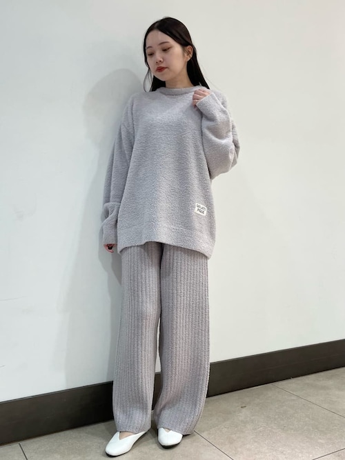 HOMME】カラフルパウダープルオーバー＆ベビモコリブロングパンツ