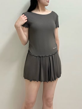「アイテム（ブラジャー、グレー系）」を使った、gelato piqueさん（レディース・163cm）の夏コーディネート