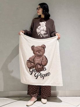「アイテム（ブランケット）」を使った、gelato piqueさん（レディース・168cm）の秋コーディネート