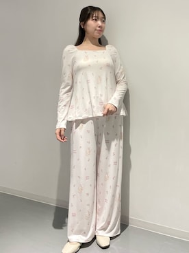 「アイテム（ルームウェア/パジャマ）」を使った、gelato piqueさん（レディース・162cm）の冬コーディネート