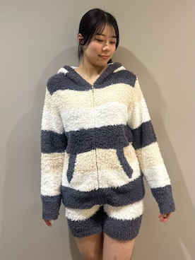 「アイテム（ルームウェア）」を使った、gelato piqueさん（レディース・165cm）の冬コーディネート