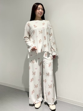 「アイテム（ルームウェア）」を使った、gelato piqueさん（レディース・162cm）の冬コーディネート