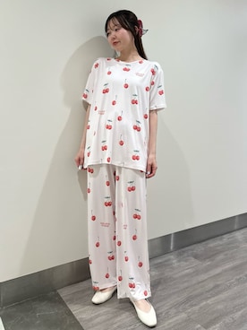 「アイテム（その他ルームウェア、レッド系）」を使った、gelato piqueさん（レディース・158cm）の春コーディネート