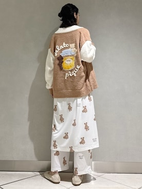 「アイテム（ルームウェア）」を使った、gelato piqueさん（レディース・168cm）の秋コーディネート