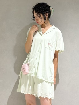 「ショートパンツ」｜「アイテム（財布/小物）」を使った、gelato piqueさん（レディース・168cm）の夏コーディネート
