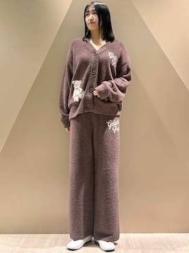 「アイテム（ルームウェア）」を使った、gelato piqueさん（レディース・165cm）の秋コーディネート