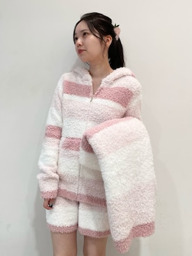 「アイテム（ブランケット）」を使った、gelato piqueさん（レディース・158cm）の冬コーディネート