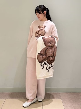「アイテム（ブランケット）」を使った、gelato piqueさん（レディース・158cm）の秋コーディネート