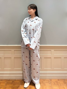 「アイテム（ルームウェア）」を使った、gelato piqueさん（レディース・161cm）の秋コーディネート