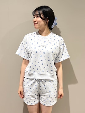 「アイテム（バレッタ/ヘアクリップ）」を使った、gelato piqueさん（レディース・165cm）の夏コーディネート