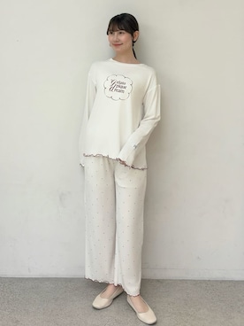 「アイテム（ルームウェア）」を使った、gelato piqueさん（レディース・165cm）の秋コーディネート