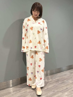 「アイテム（ルームウェア）」を使った、gelato piqueさん（レディース・155cm）の秋コーディネート