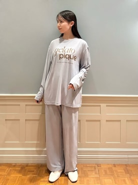「アイテム（ルームウェア/パジャマ）」を使った、gelato piqueさん（レディース・161cm）の秋コーディネート