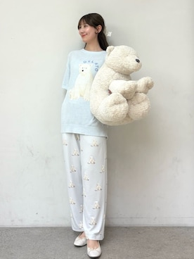 「アイテム（インテリア）」を使った、gelato piqueさん（レディース・165cm）の春コーディネート