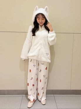 「アイテム（ルームウェア/パジャマ、ホワイト系）」を使った、gelato piqueさん（レディース・158cm）の秋コーディネート