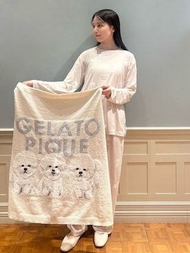 「アイテム（ブランケット）」を使った、gelato piqueさん（レディース・161cm）の秋コーディネート