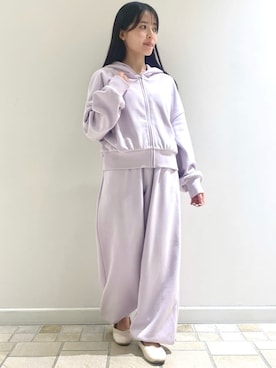 「アイテム（ルームウェア）」を使った、gelato piqueさん（レディース・146cm）の秋コーディネート