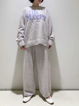 「アイテム（ルームウェア、グレー系）」を使った、gelato piqueさん（レディース・155cm）の秋コーディネート