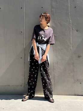 「CIAOPANIC TYPY（チャオパニックティピー）のかすれロゴプリントTee（Tシャツ/カットソー、グレー系）」を使った、kyaaaiさん（レディース・156cm）の春コーディネート