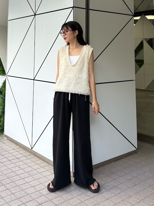ループフリンジクロップド丈ベスト