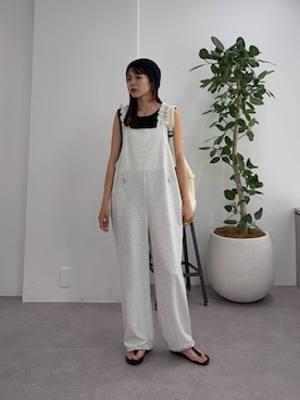 「CIAOPANIC TYPY（チャオパニックティピー）の【3サイズ展開】肩ドロストギャザーカットソポンチサロペット（つなぎ/オールインワン、ホワイト系）」を使った、kyaaaiさん（レディース・156cm）の夏コーディネート