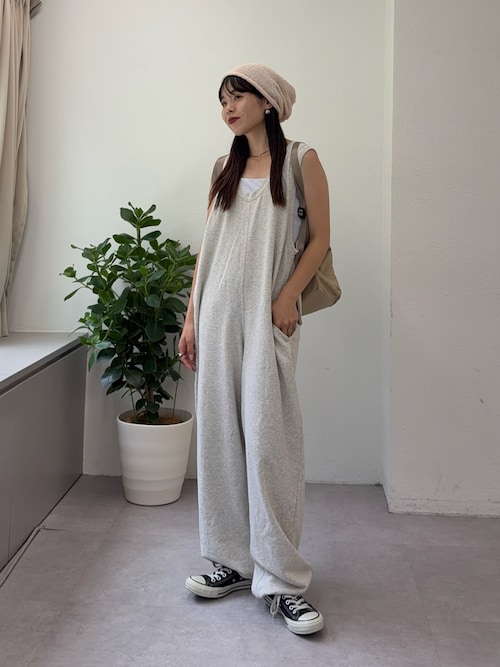 WILLOWの【willow】【新色追加】スラブ裏毛裾ドロストオールインワンを使ったコーディネート（ZOZOTOWN Yahoo!店）