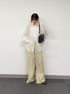 「CIAOPANIC TYPY（チャオパニックティピー）の≪裾レイヤード≫シアーバンドカラーシャツ（シャツ/ブラウス、ホワイト系）」を使った、kyaaaiさん（レディース・156cm）の春コーディネート