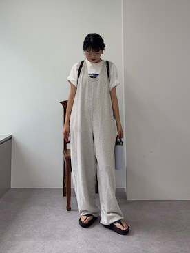 「アイテム（サロペット/オーバーオール、グレー系）」を使った、kyaaaiさん（レディース・156cm）の夏コーディネート