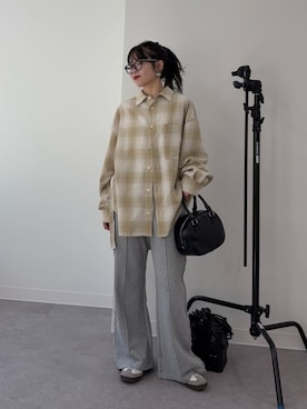 「CIAOPANIC TYPY（チャオパニックティピー）のフリンジ微フレアスウェットパンツ（その他パンツ）」を使った、kyaaaiさん（レディース・156cm）の冬コーディネート