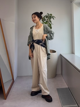 「アイテム（つなぎ/オールインワン）」を使った、kyaaaiさん（レディース・156cm）の秋コーディネート