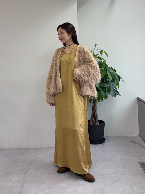 VネックフェザーZIPジャケット