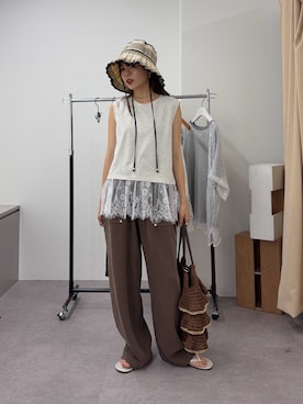 「CIAOPANIC TYPY（チャオパニックティピー）の【UNISEX】【シルエット調整可】ピグメント加工ワッフルイージーパンツ/WEB限定カラーあり（スウェットパンツ、ブラウン系）」を使った、kyaaaiさん（レディース・156cm）の夏コーディネート