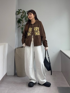 「アイテム（スウェットパンツ）」を使った、kyaaaiさん（レディース・156cm・20代）の秋コーディネート