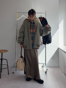 「アイテム（MA-1）」を使った、kyaaaiさん（レディース・156cm）の秋コーディネート