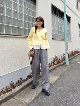「アイテム（カーディガン/ボレロ、イエロー系）」を使った、kyaaaiさん（レディース・156cm）の冬コーディネート
