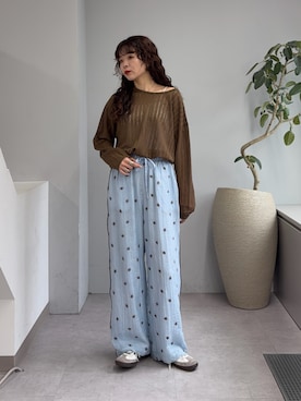 「CIAOPANIC TYPY（チャオパニックティピー）の【3サイズ展開】楊柳花柄刺繍イージーパンツ（その他パンツ、ブルー系）」を使った、kyaaaiさん（レディース・156cm）の春コーディネート