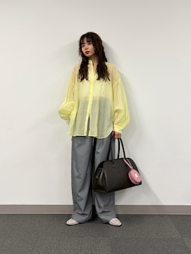 「CIAOPANIC TYPY（チャオパニックティピー）の【冷房対策/体型カバー】シアーバンドカラーシャツ（シャツ/ブラウス、イエロー系）」を使った、kyaaaiさん（レディース・156cm）の春コーディネート