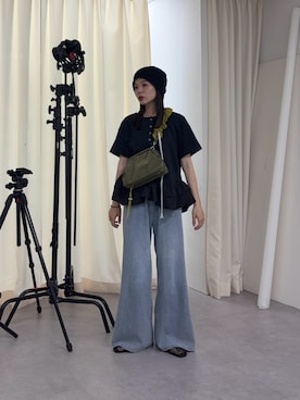 「CIAOPANIC TYPY（チャオパニックティピー）の【UVカット/接触冷感/前後2WAY】裾フリルヘンリーネックデザインTee（Tシャツ/カットソー、ブラック系）」を使った、kyaaaiさん（レディース・156cm）の春コーディネート
