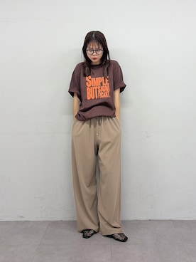 「CIAOPANIC TYPY（チャオパニックティピー）の【UNISEX】【プラスサイズあり】スラブ天竺ピグメントロゴTEE（Tシャツ/カットソー、ブラウン系）」を使った、kyaaaiさん（レディース・156cm）の春コーディネート