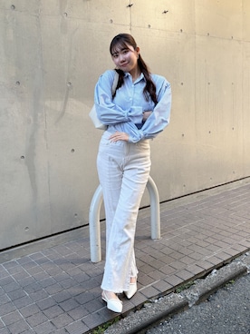 「Maison Calme（メゾンカルム）のクラシカルポインテッドトゥストラップフラットパンプス（パンプス、ホワイト系）」を使った、Renaさん（レディース・160cm）の冬コーディネート