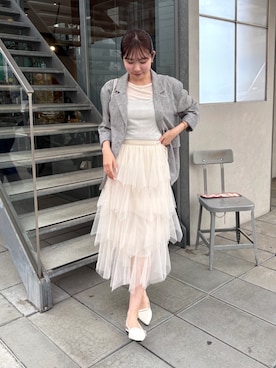 「Maison Calme（メゾンカルム）の【26年春夏新作】麻タッチガーゼベルト付きテーラードジャケット　ウエストマークベルト付き　オフィスカジュアル（テーラードジャケット、グレー系）」を使った、Renaさん（レディース・160cm）の春コーディネート