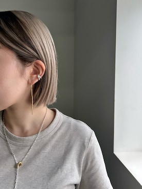 「アイテム（イヤーカフ）」を使った、sakiさん（レディース・156cm）の秋コーディネート