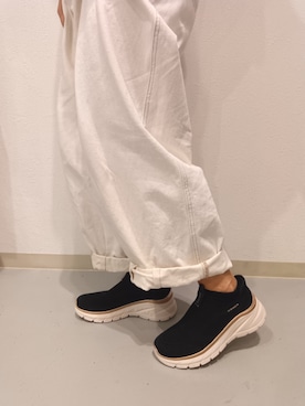「SKECHERS（スケッチャーズ）の【SKECHERS】スケッチャーズ Slip-Ins: Sport Fashion Fit 2.0 - Midnight Shine（スリップインズ：ファッションフィット 2.0 - ミッドナイトシャイン）スリッポンスニーカー 150381（スニーカー、ブラック系）」を使った、Paradeアリオ橋本店さん（レディース・156cm）の夏コーディネート