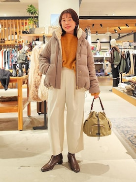 「BAYFLOW（ベイフロー）のコードHDマルチポケショルダー（ハンドバッグ）」を使った、kanakoさん（レディース・157cm）の秋コーディネート