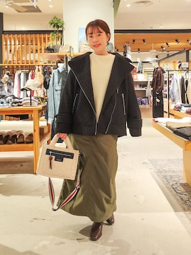 「BAYFLOW（ベイフロー）の[ストレッチ入り]裏起毛ベイカースカート（スカート）」を使った、kanakoさん（レディース・157cm）の秋コーディネート