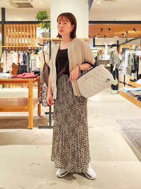 「BAYFLOW（ベイフロー）のランダムプリーツスカート（スカート、その他）」を使った、kanakoさん（レディース・157cm）の夏コーディネート