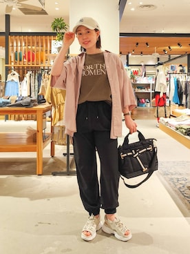 「BAYFLOW（ベイフロー）のアイテム（トップス）」を使った、kanakoさん（レディース・157cm）の春コーディネート