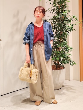 「アイテム（ベスト、レッド系）」を使った、kanakoさん（レディース・157cm）の秋コーディネート