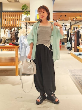 「bijorie（ビジュリィ）のアイテム」を使った、kanakoさん（レディース・157cm）の夏コーディネート