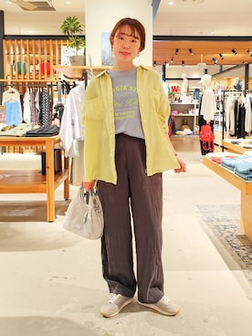 「BAYFLOW（ベイフロー）の[ふんわり柔らかな肌当たり]リネンシャツ（シャツ/ブラウス、イエロー系）」を使った、kanakoさん（レディース・157cm）の春コーディネート